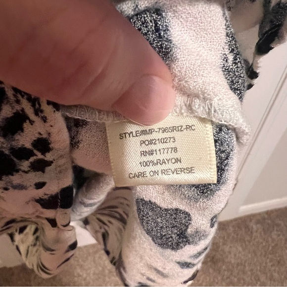 lovestitch Print Maxi Dresses - Bundle of 4 with flaws - SEE DESCRIPTION! - Picture 11 of 16